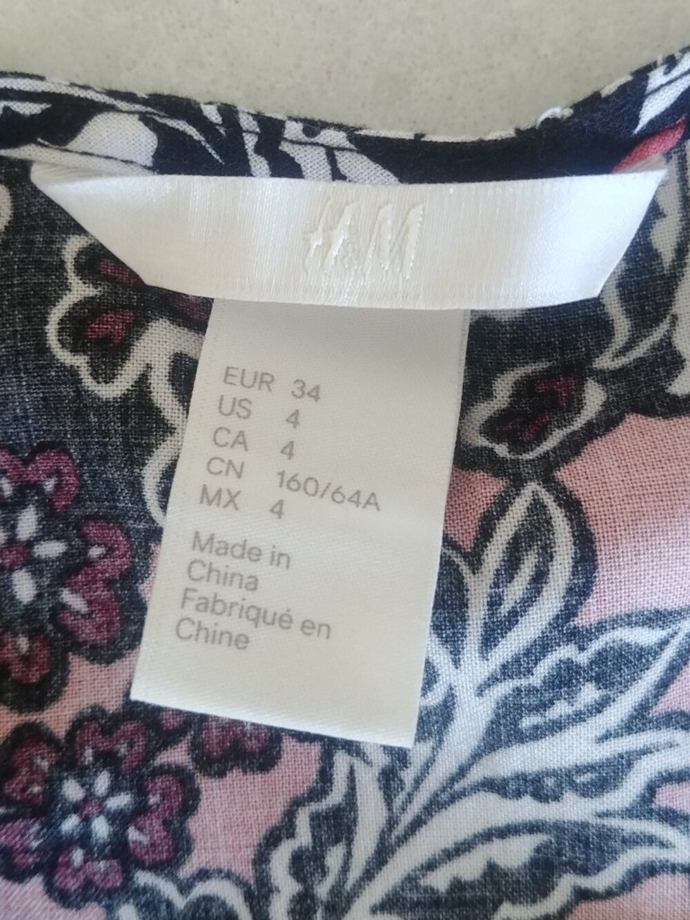 100% viscose lightweight romper size 4 pink with black and white - Picture 10 of 14